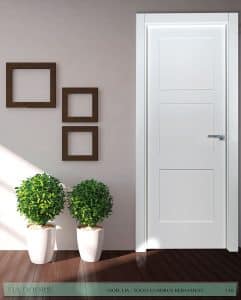 Puerta lacada Diseño Grupo D en block Ciega BL Modelo 5000 Cuadros Rebajados