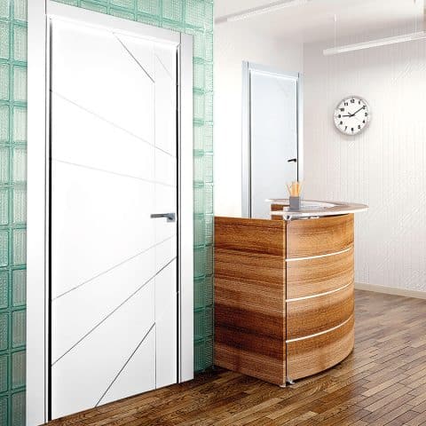 Puerta lacada Diseño Grupo C en block Ciega BL Modelo 810