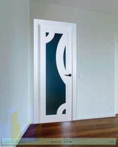 Puerta lacada Diseño Grupo B en block Vidriera Parrilla 1V BL Modelo 5 SP