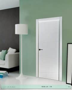 Puerta lacada Diseño Grupo B en block Ciega BL Modelo 150