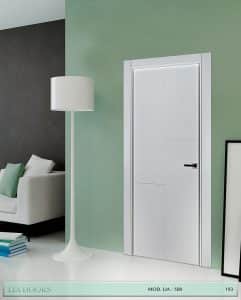 Puerta lacada Diseño Grupo A en block Ciega BL Modelo 500