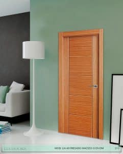 Puerta barniz Roble o Haya Vaporizada Fresado vertical y horizontal en MDF en block Ciega BL Modelo 60