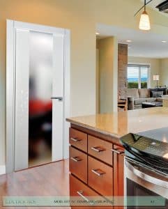 Puerta lacada Diseño Grupo C en block vidrio templado 8mm BL Modelo 857 1V