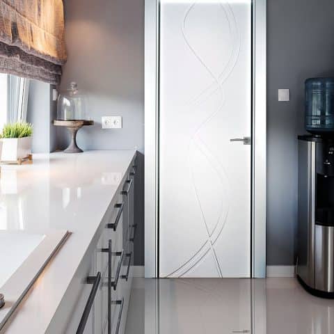 Puerta lacada Diseño Grupo D en block Ciega BL Modelo 821