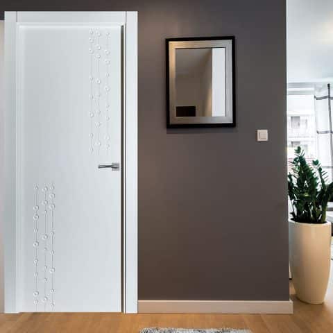 Puerta lacada Diseño Grupo C en block Ciega BL Modelo 852