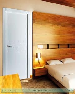 Puerta lacada Diseño Grupo C en block Ciega BL Modelo 851