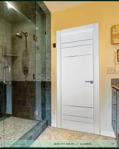 Puerta lacada Diseño Grupo C en block Ciega BL Modelo 875 Aluminio