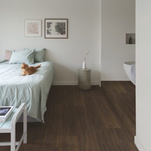 Suelo laminado Roble marrón moca QUICK STEP Classic CLM5797