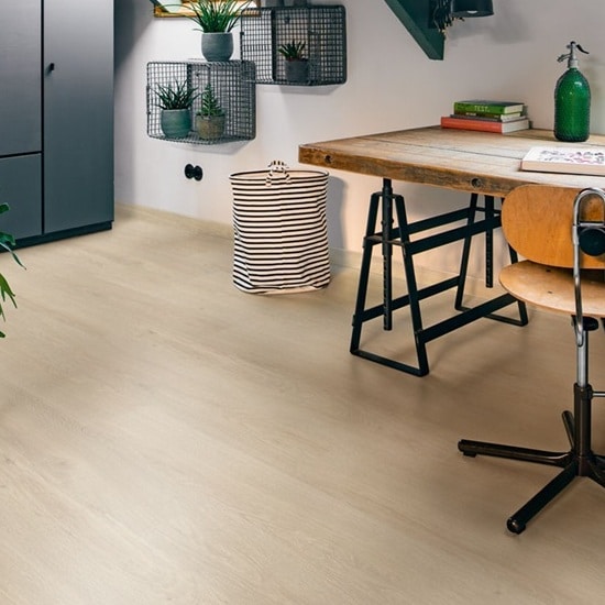 suelo vinílico spc click quick step alpha vinyl bloom roble brisa marina beige 04 (1)