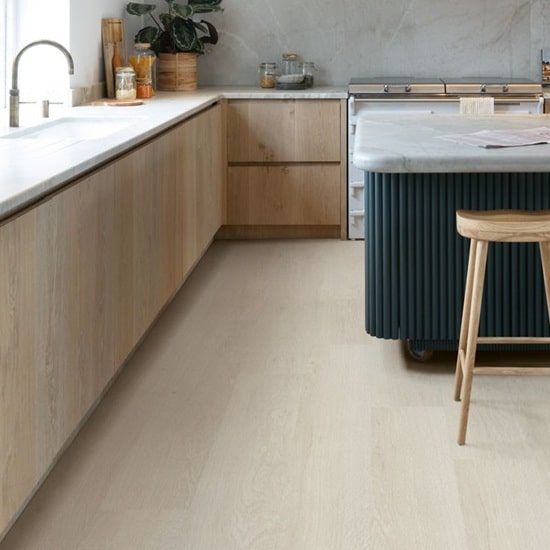 suelo vinílico spc click quick step alpha vinyl bloom roble brisa marina claro 02 (1)