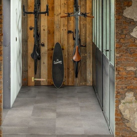 suelo vinílico spc click quick step alpha vinyl oro roca hormigón avstu40234 03 (1)