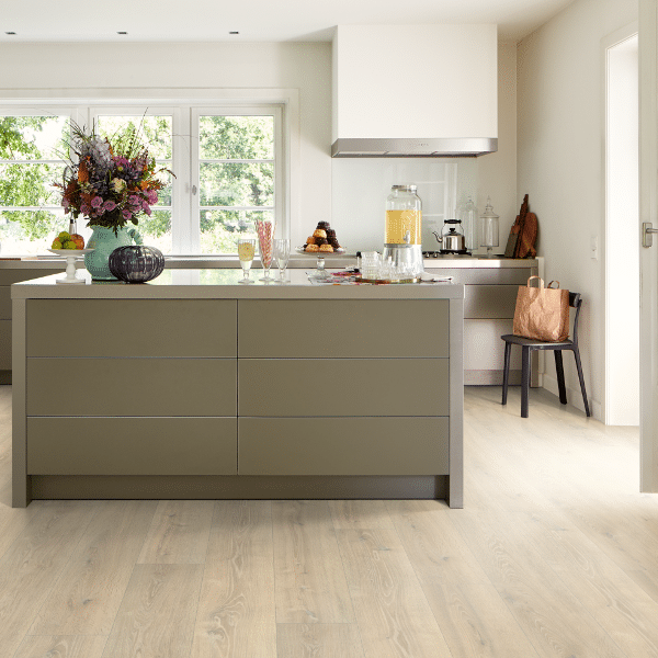 suelo laminado ac5 egger natureSense aqua long roble luena arena el2988 02 (1)